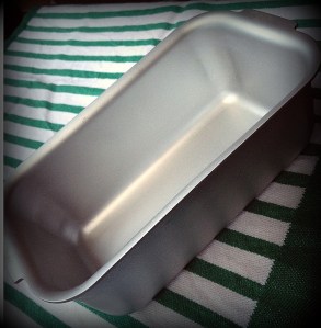 Silverwood bread tin (2)-001